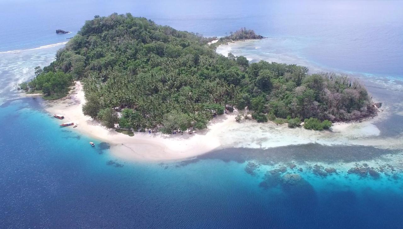 Blue Bay Divers Likupang Bangka Kültér fotó